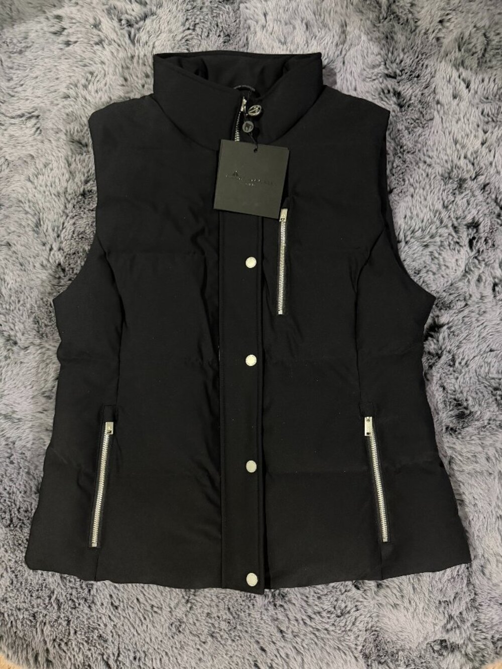 MOOSE KNUCKLES Cambria Down Vest